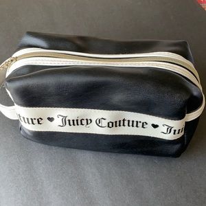 💋Juicy Couture Cosmetic case💋